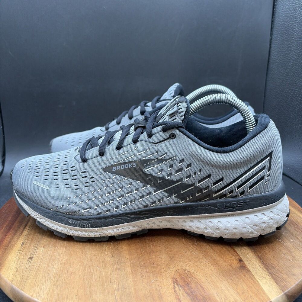 Brooks Ghost 13 Men's Size 8.5 D Running Shoes Grey Black Sneakers 1103481D040